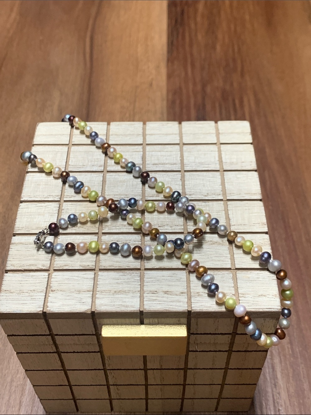 Multi-color Pearl Necklace & Bracelet Set - Picture 2 of 5